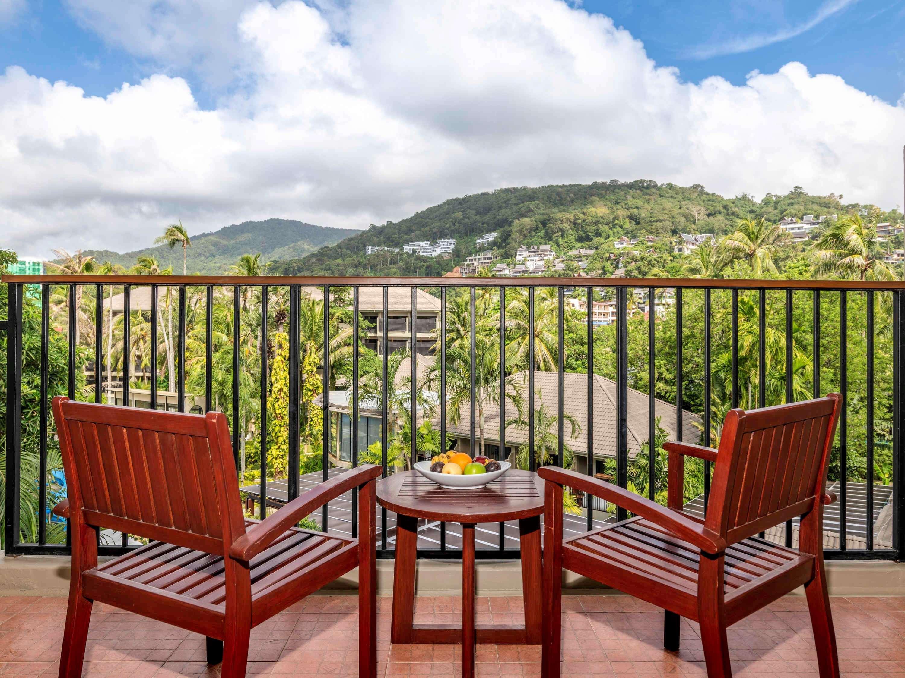 Phuket By Ihg Surin Beach (Phuket)