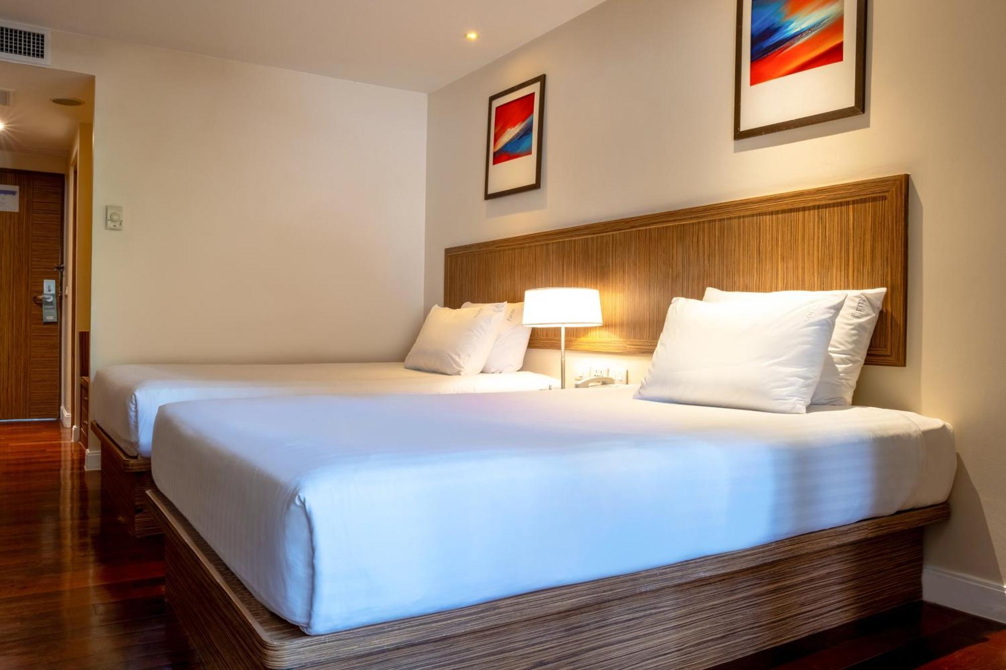 Отель Phuket By Ihg 4*
