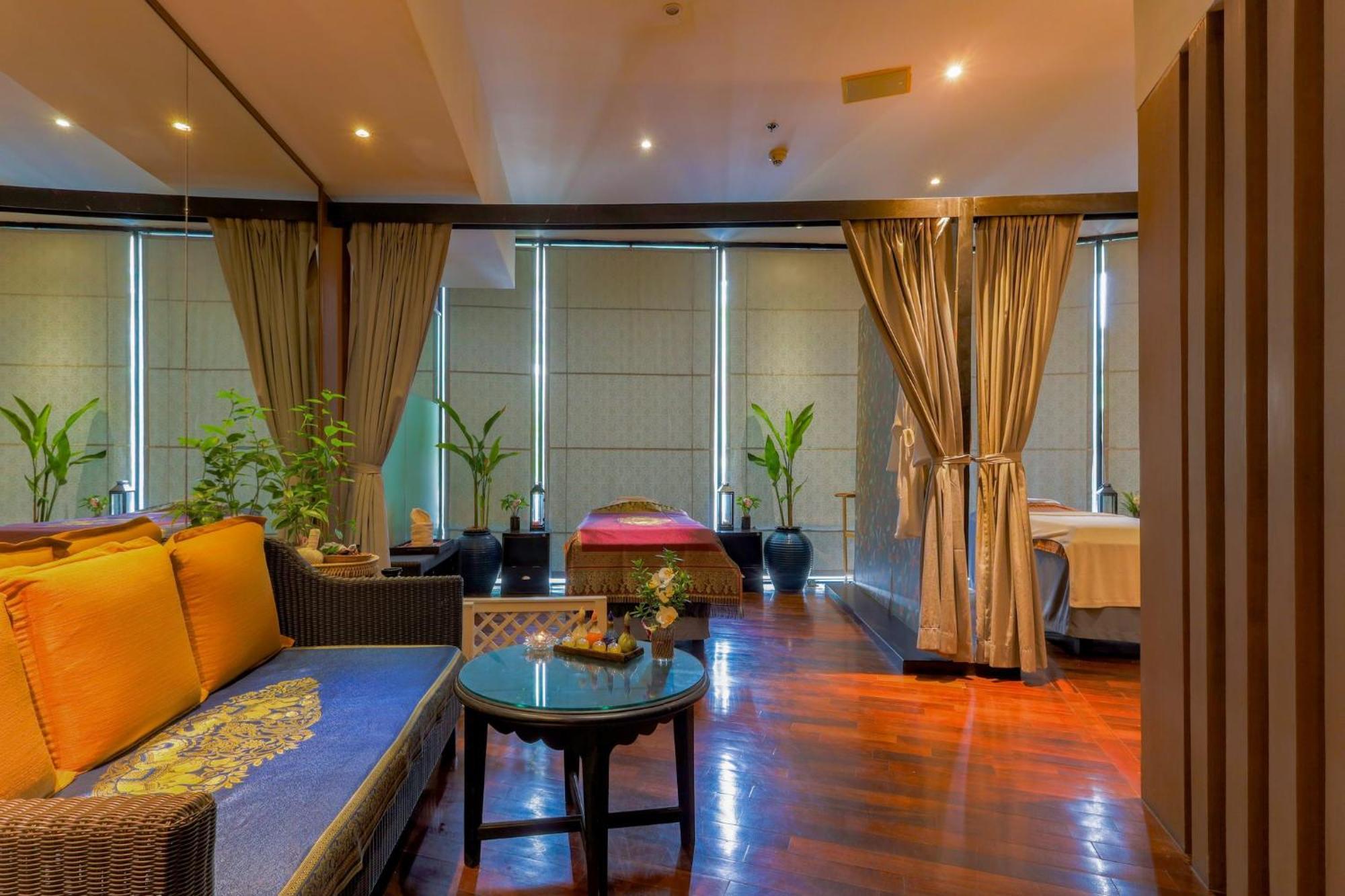 Отель Phuket By Ihg 4*