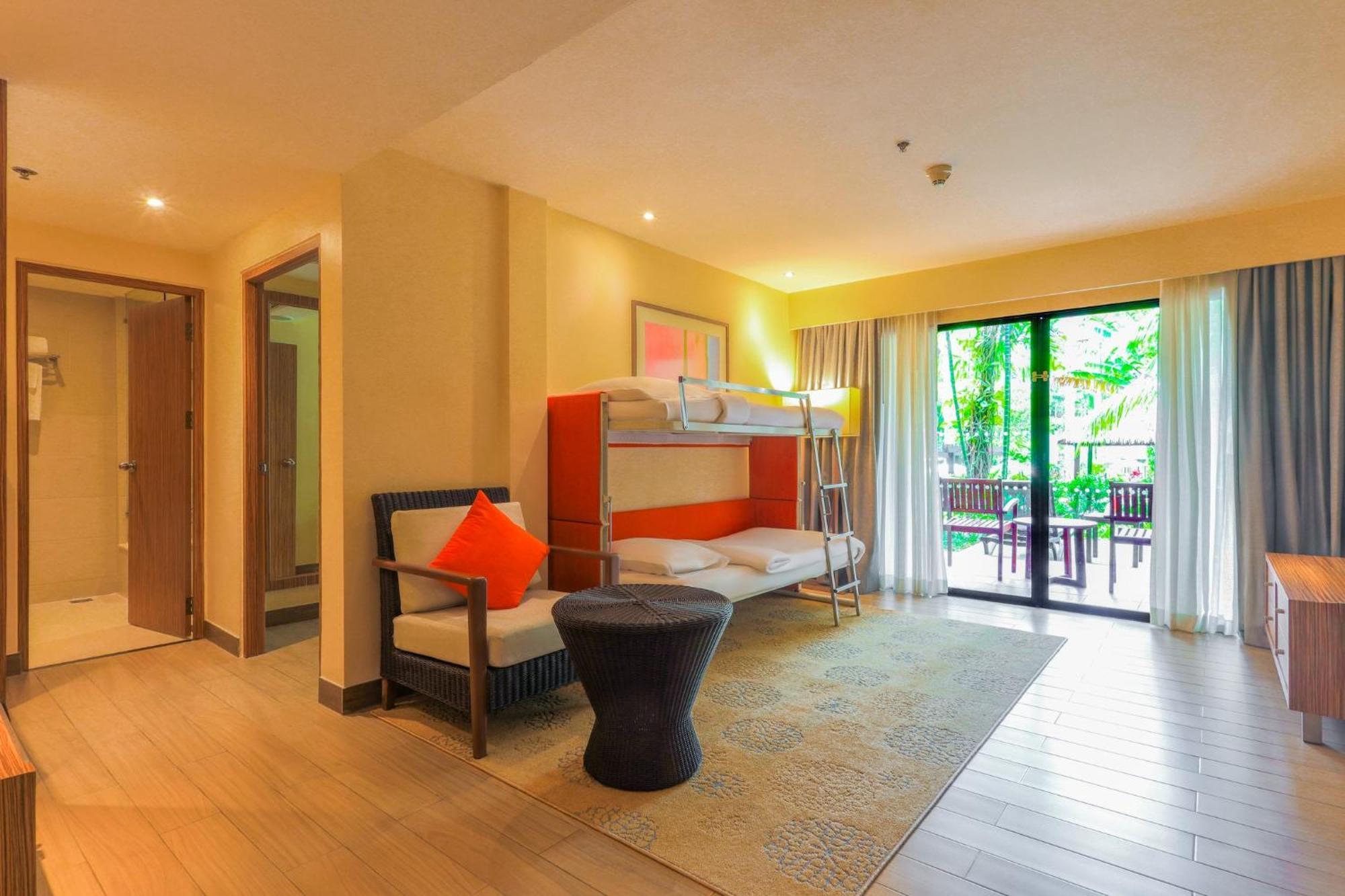 Phuket By Ihg होटल Surin Beach (Phuket)