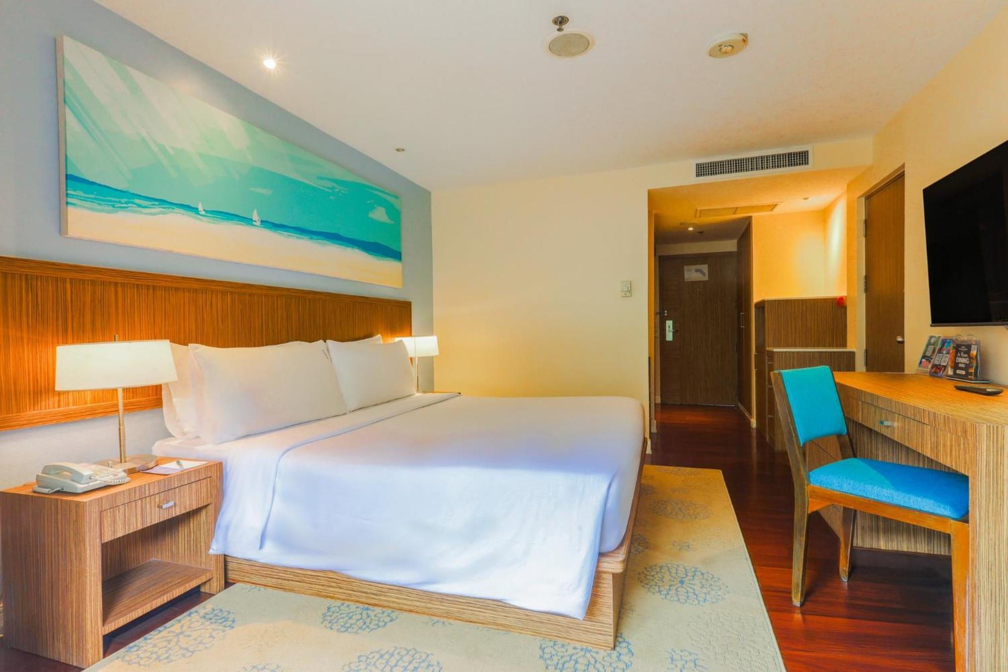 Phuket By Ihg Сурин-Бич
