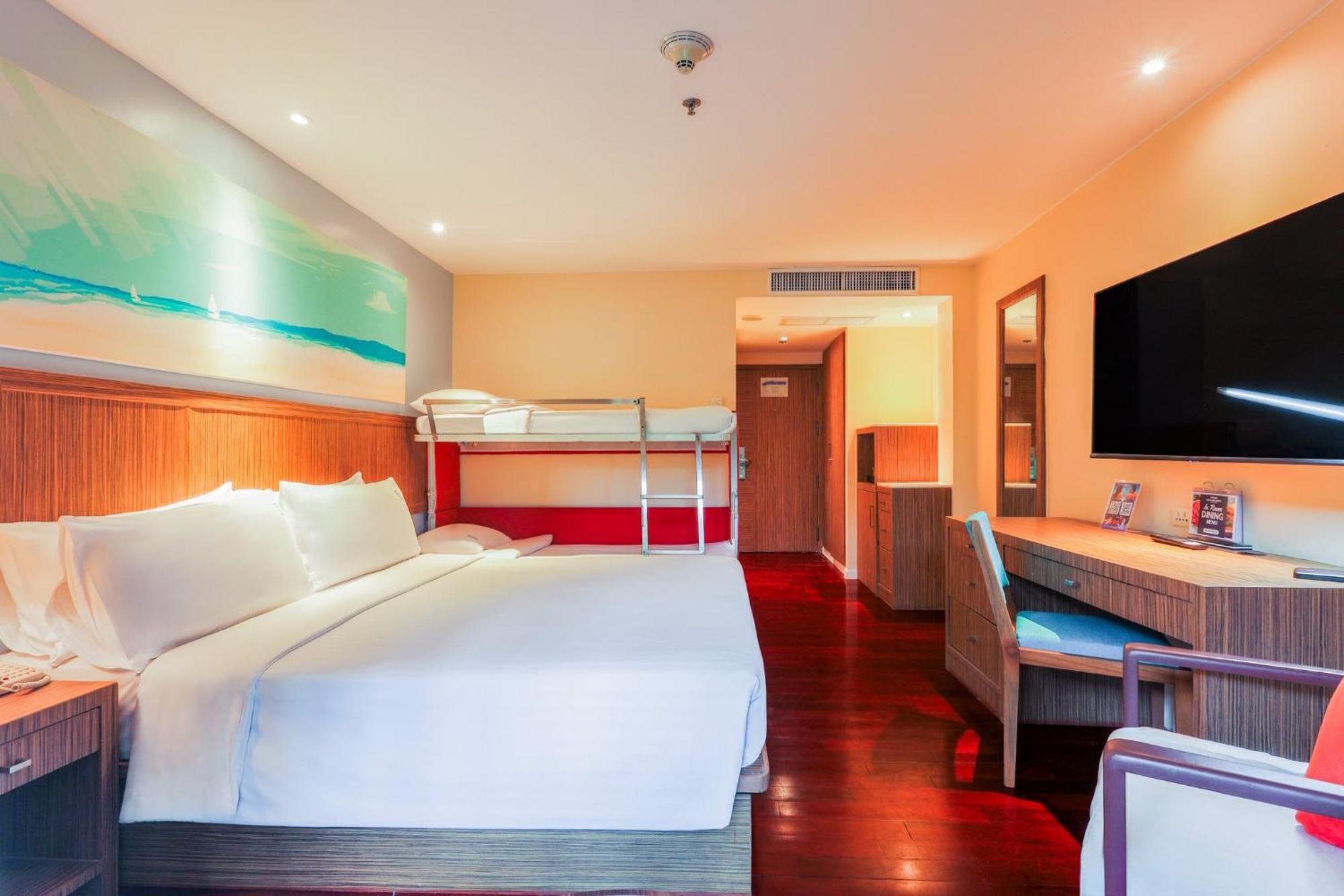 Phuket By Ihg Сурин-Бич